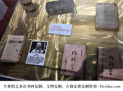 奇台县-被遗忘的自由画家,是怎样被互联网拯救的?